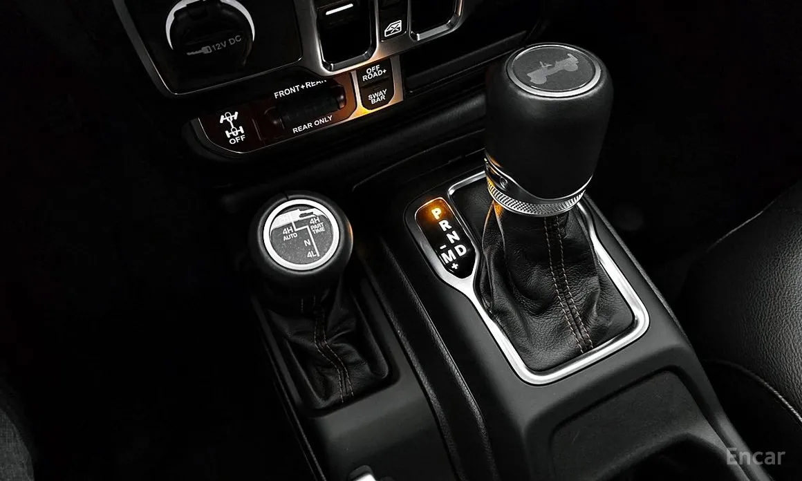 Фото 9 - Jeep Wrangler