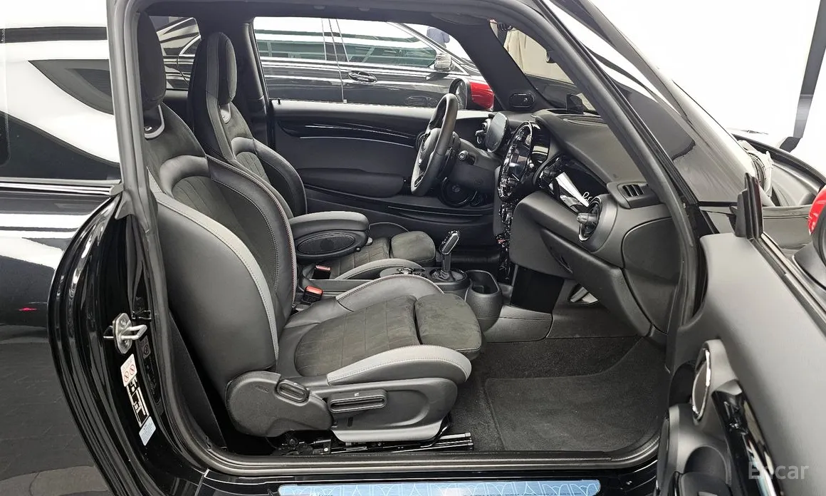 Фото 11 - Mini Cooper