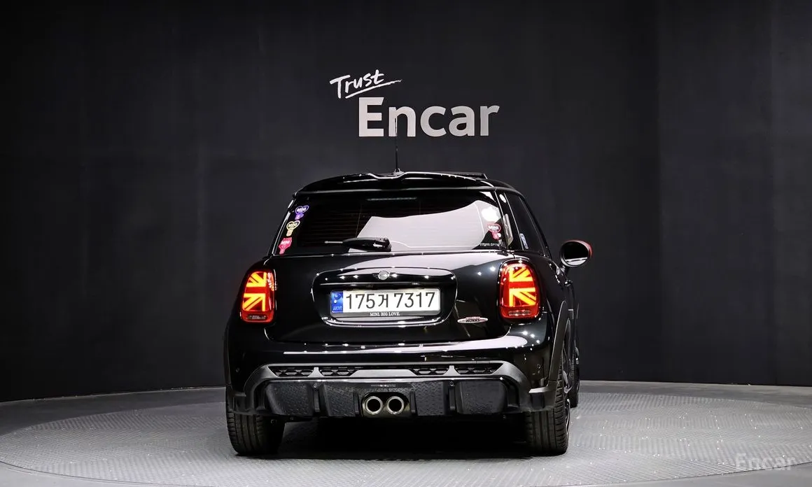 Фото 4 - Mini Cooper