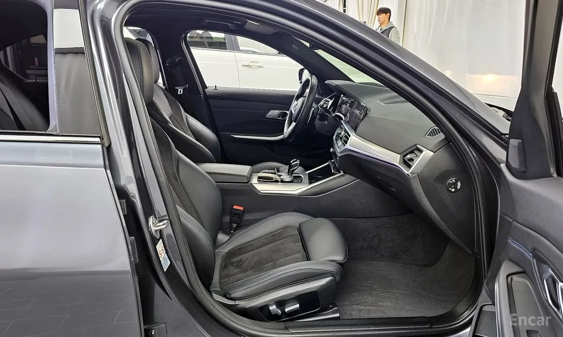 Фото 11 - BMW 3 Series