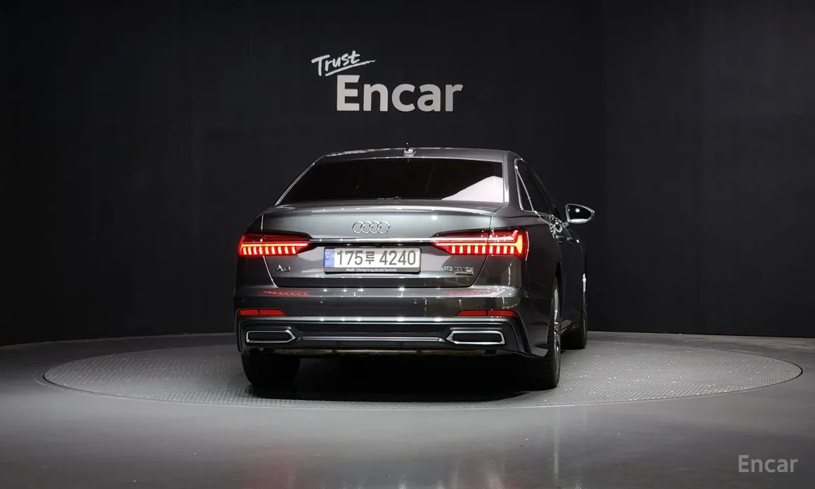 Фото 4 - Audi A6