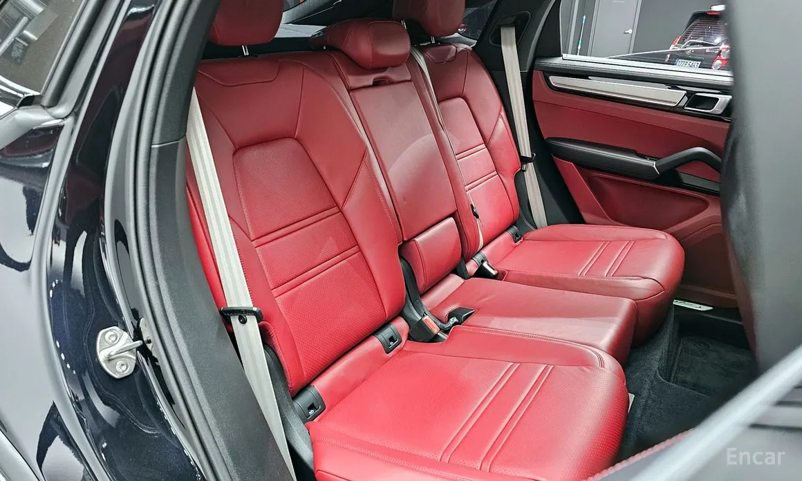 Фото 12 - Porsche Cayenne