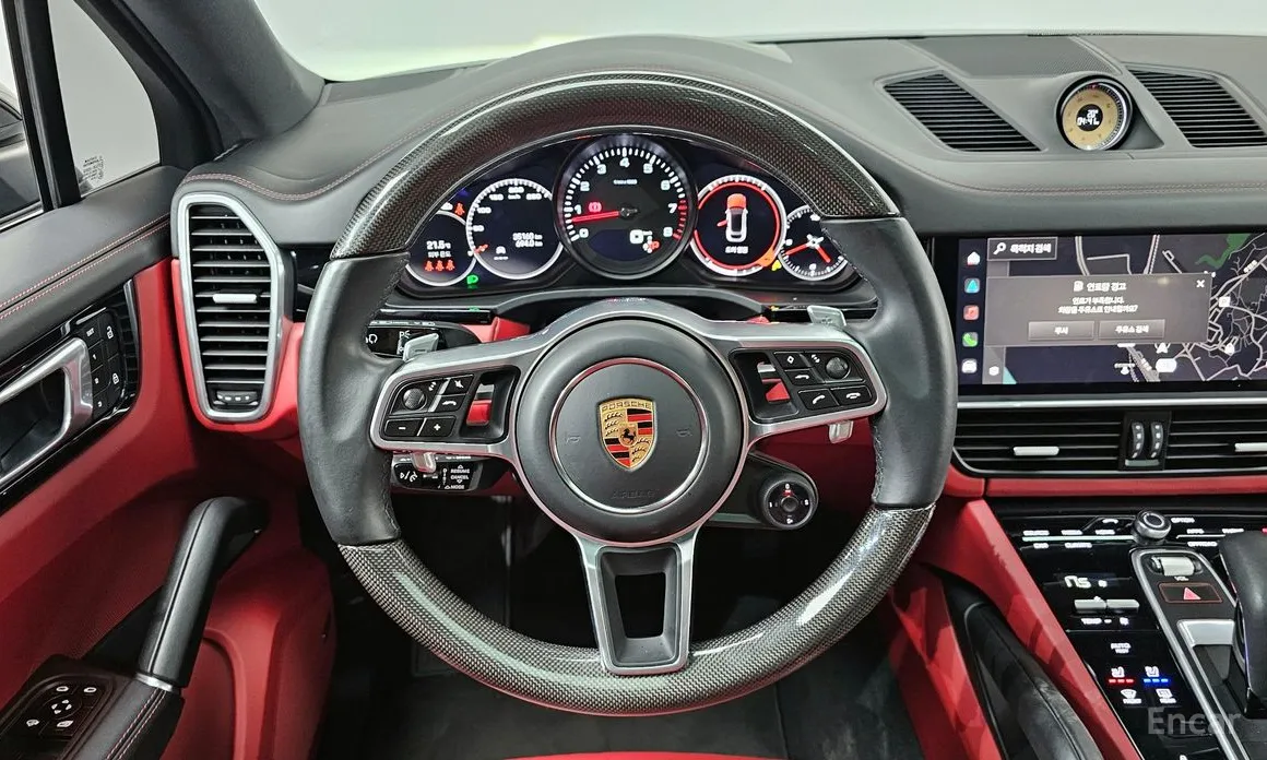 Фото 13 - Porsche Cayenne