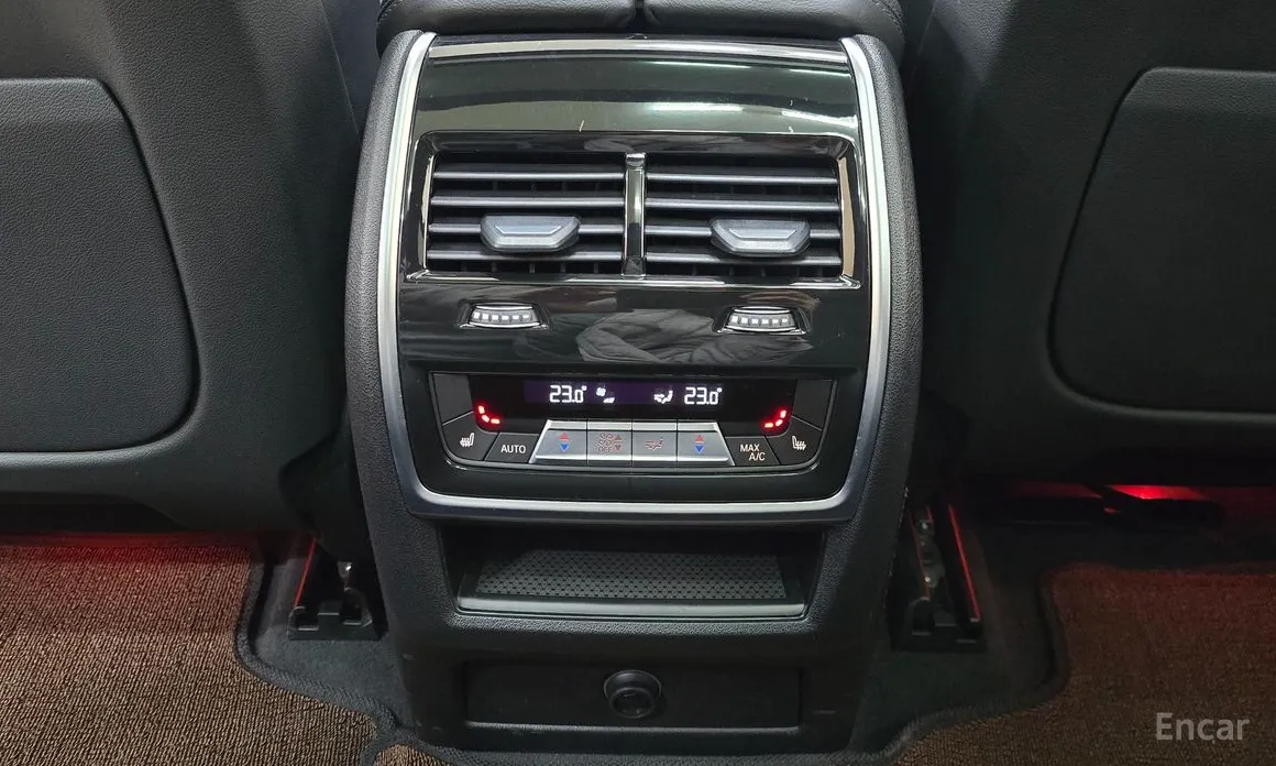 Фото 18 - BMW X5