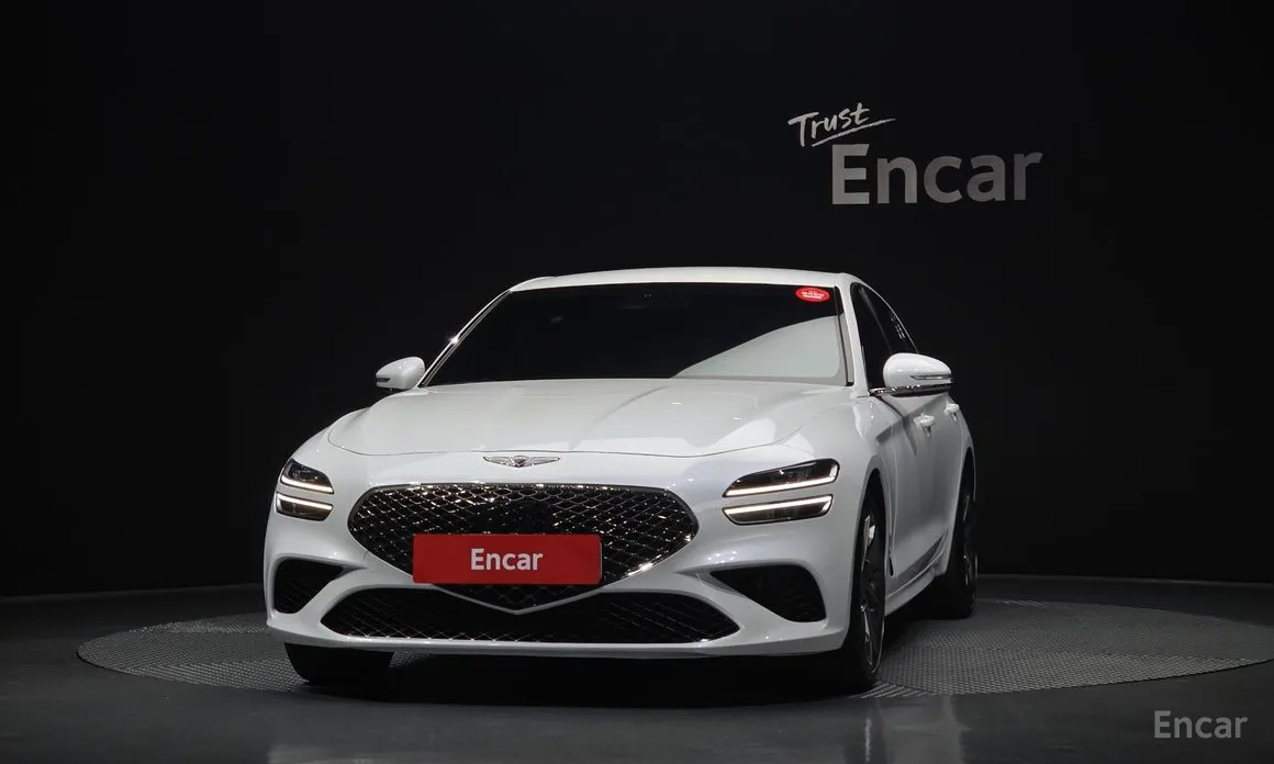 Фото 3 - Genesis G70