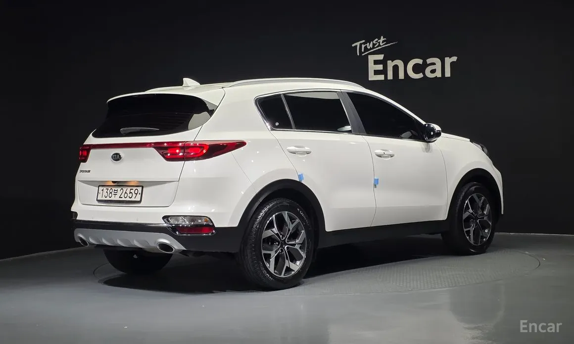 Фото 2 - Kia Sportage