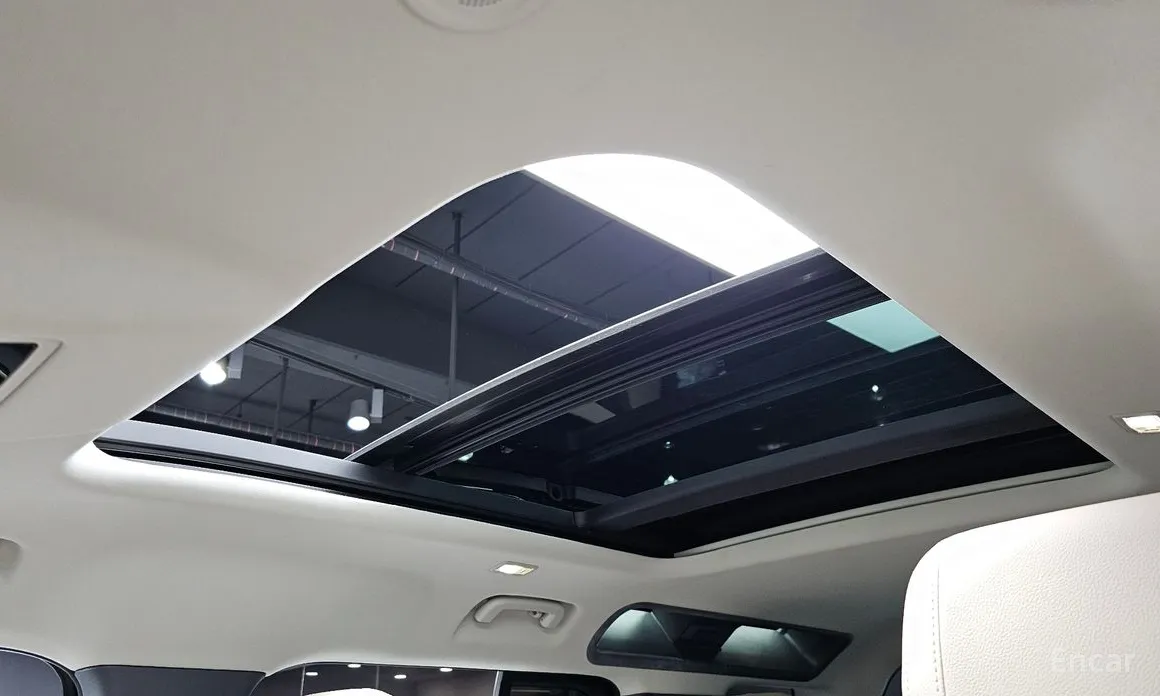 Фото 18 - Land Rover Defender