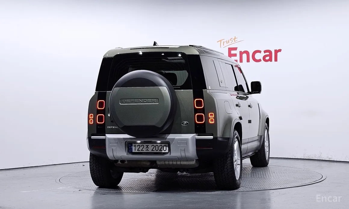 Фото 4 - Land Rover Defender