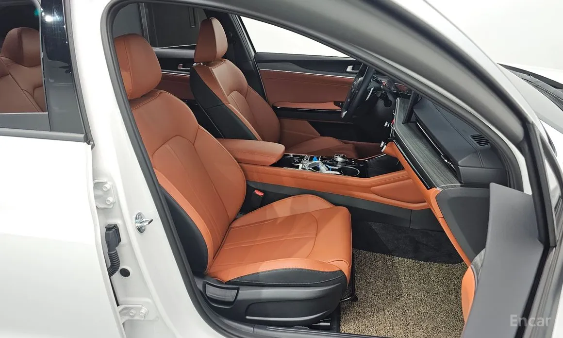 Фото 10 - Kia K5