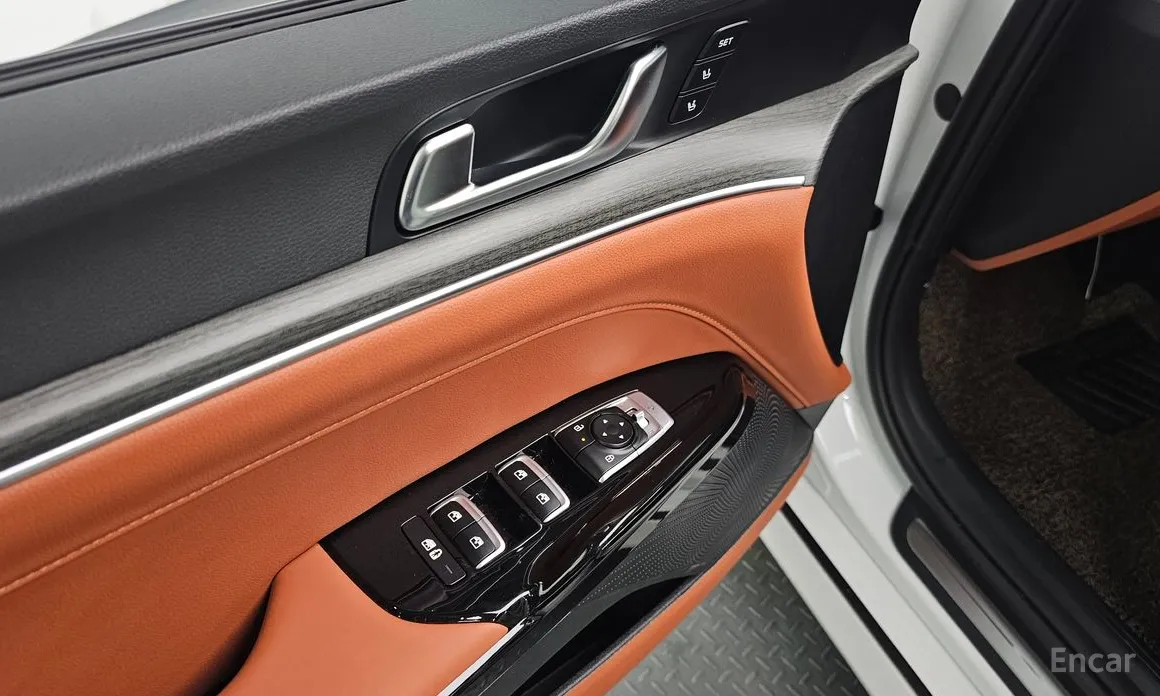 Фото 16 - Kia K5