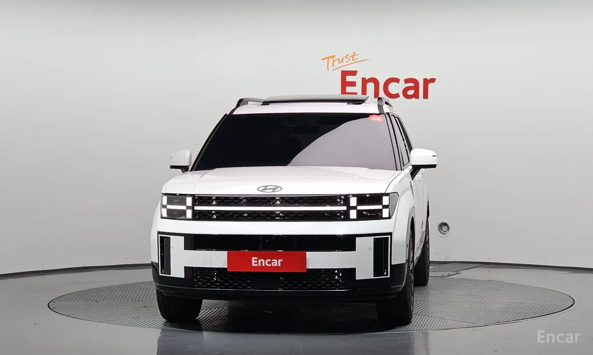 Фото 3 - Hyundai Santa Fe