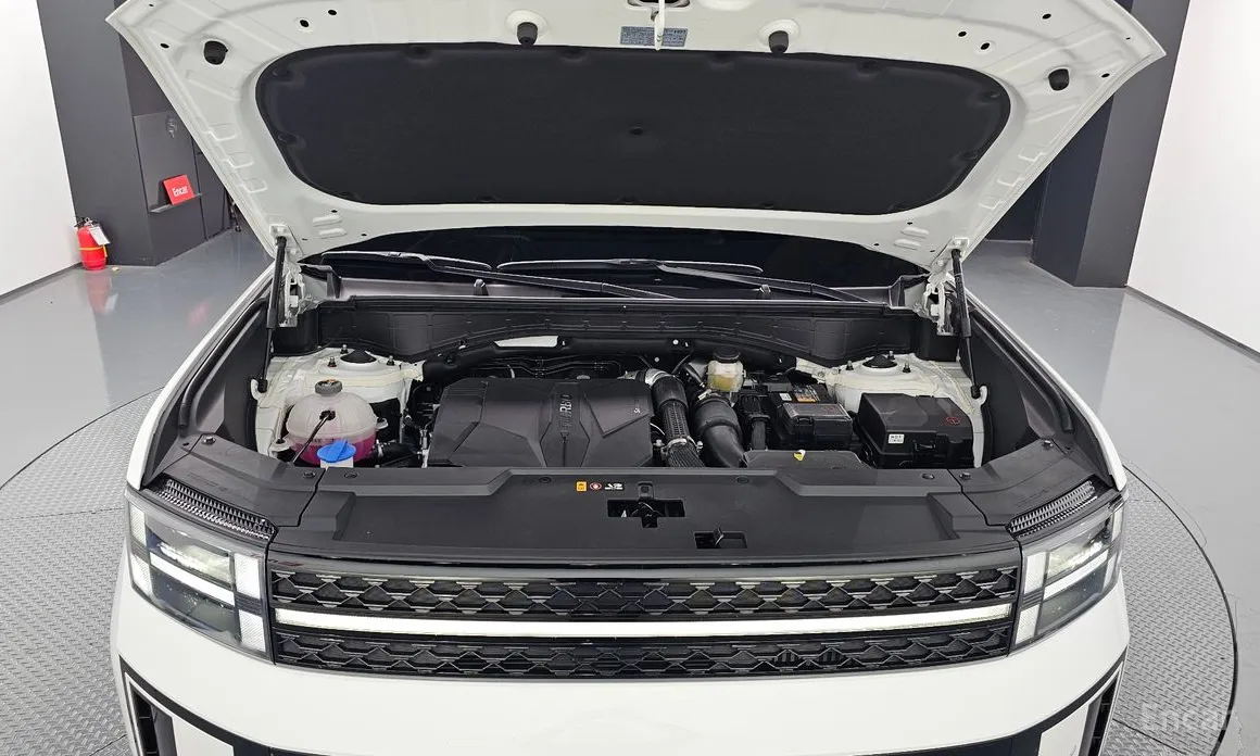 Фото 6 - Hyundai Santa Fe