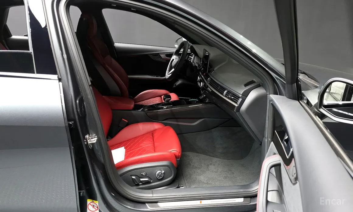 Фото 11 - Audi S4