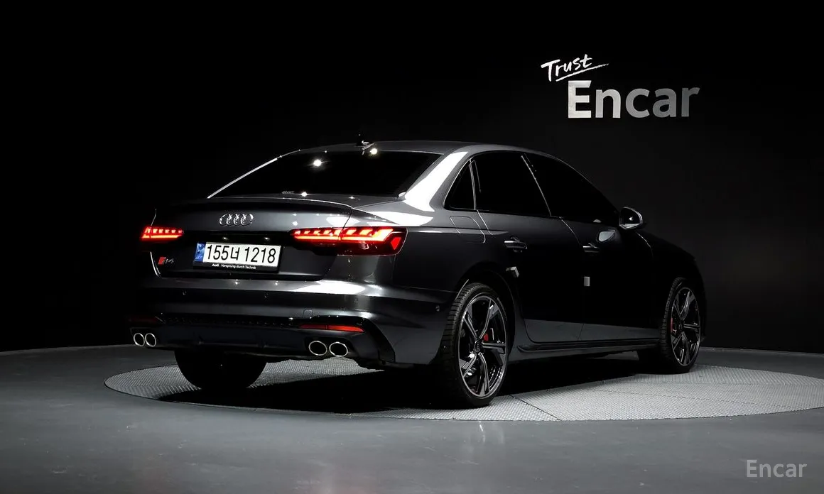 Фото 2 - Audi S4