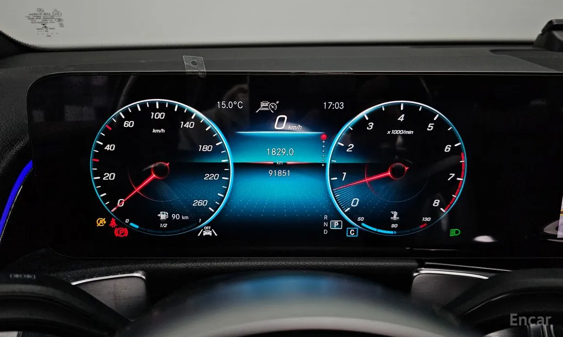 Фото 8 - Mercedes-Benz GLB-Class