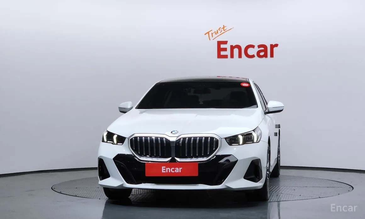 Фото 3 - BMW 5 Series