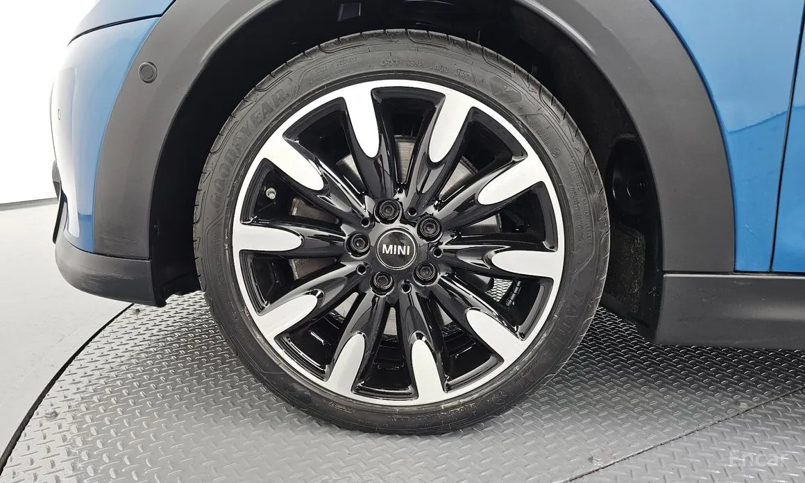 Фото 5 - Mini Cooper