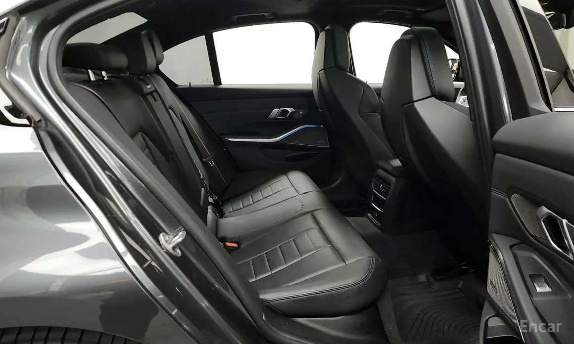 Фото 12 - BMW 3 Series