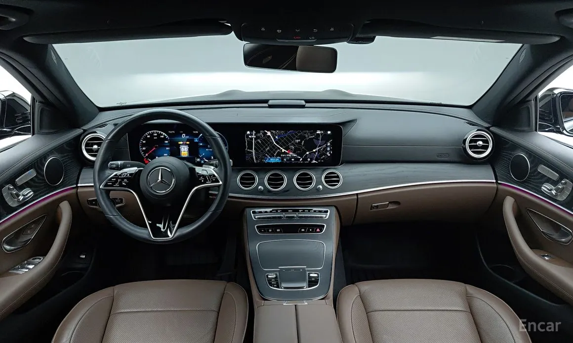 Фото 9 - Mercedes-Benz E-Class