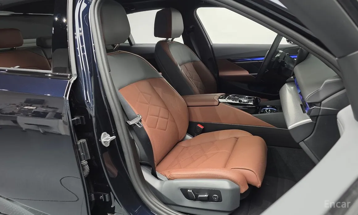 Фото 10 - BMW 5 Series