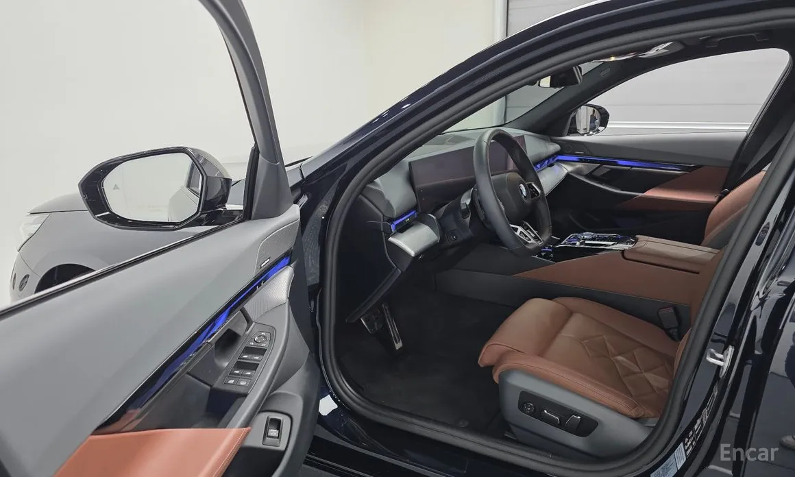 Фото 11 - BMW 5 Series