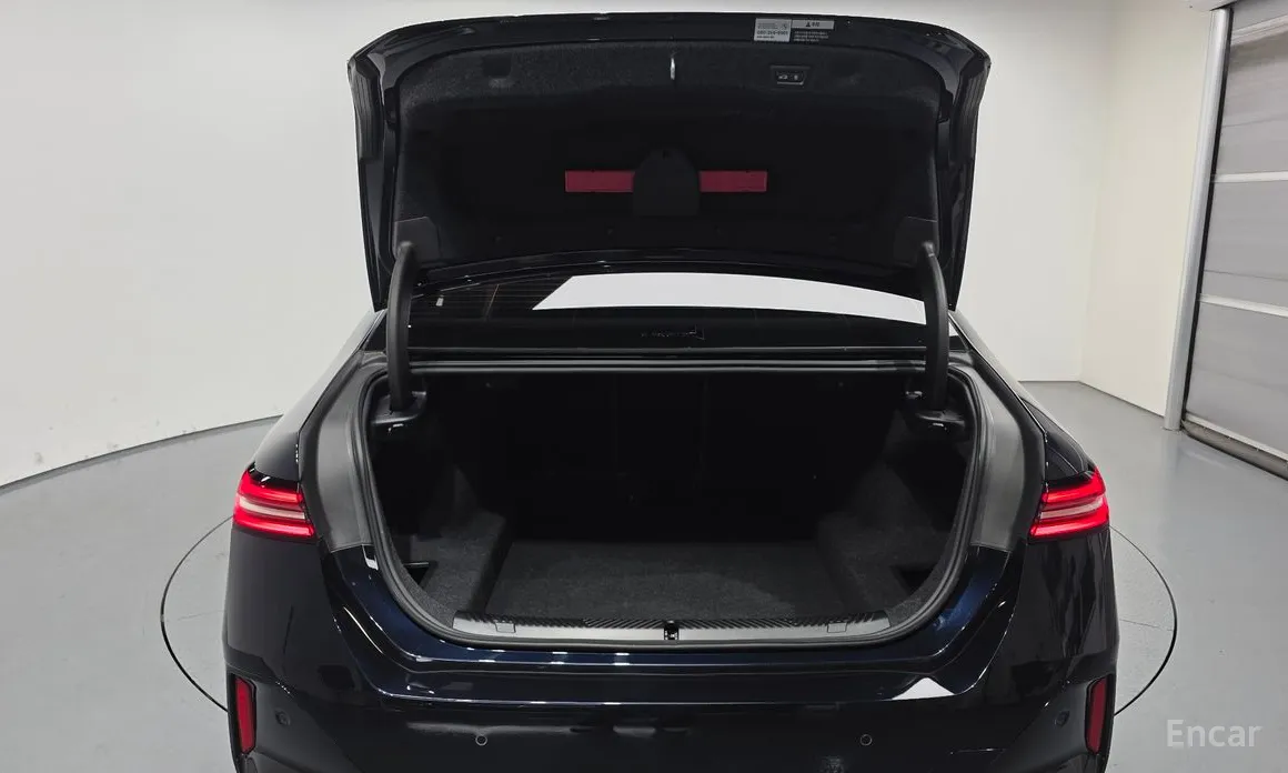 Фото 20 - BMW 5 Series