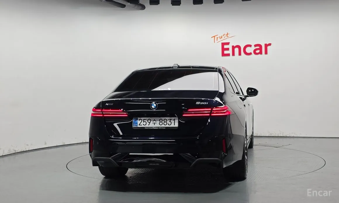 Фото 4 - BMW 5 Series