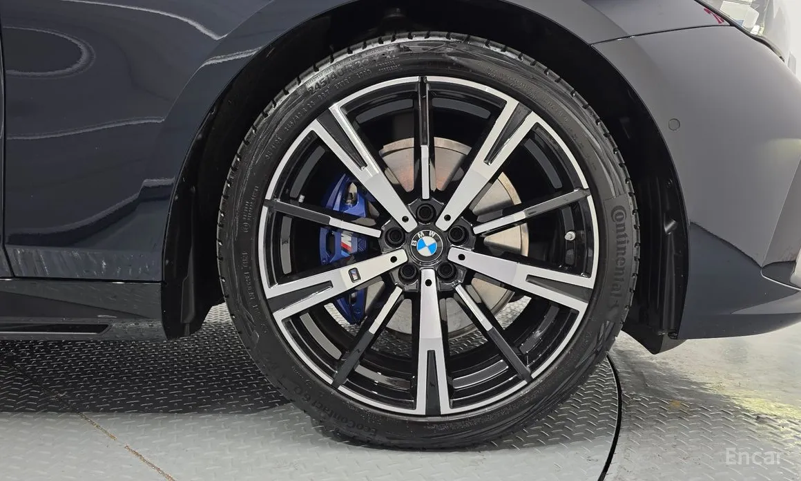 Фото 5 - BMW 5 Series