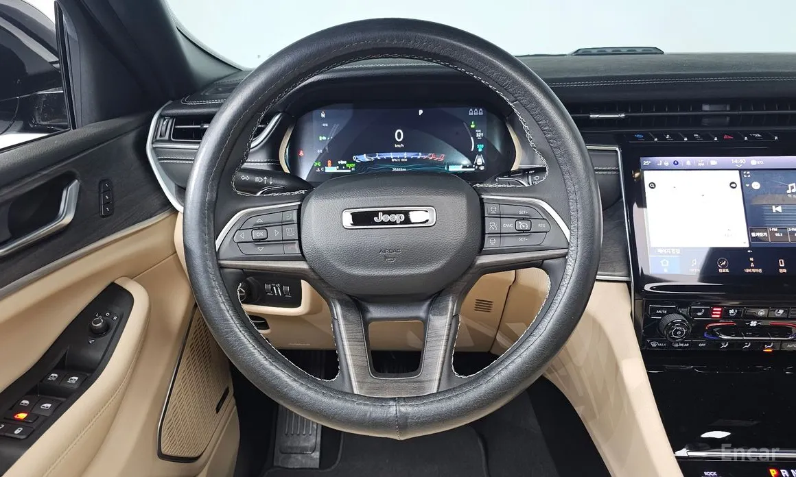 Фото 13 - Jeep Cherokee