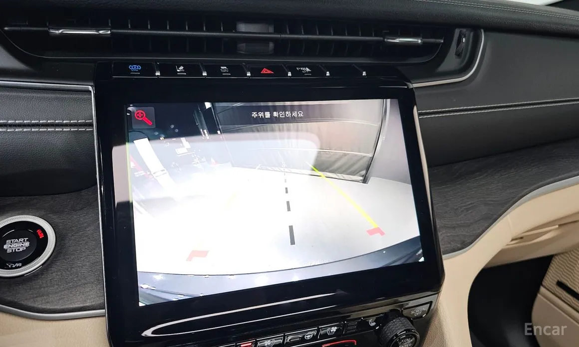 Фото 15 - Jeep Cherokee