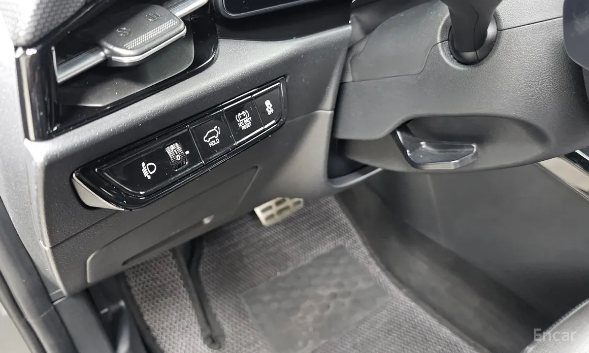 Фото 14 - Kia Niro