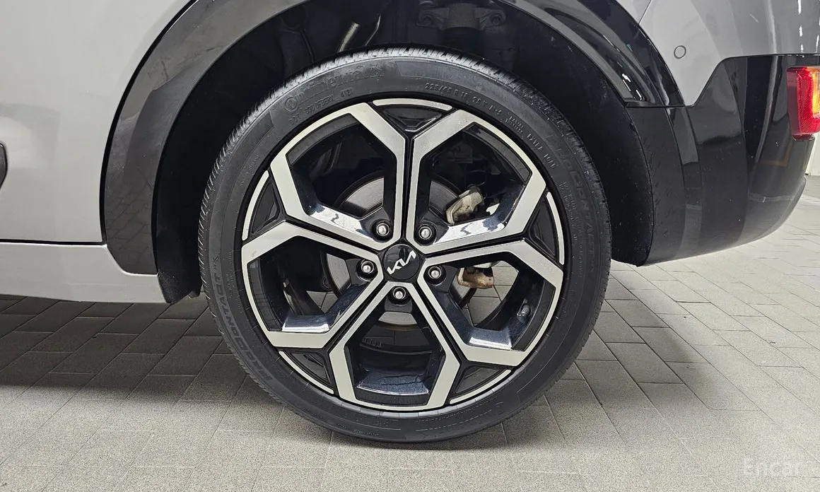 Фото 5 - Kia Niro