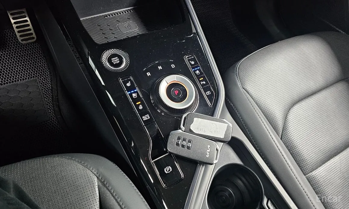 Фото 9 - Kia Niro