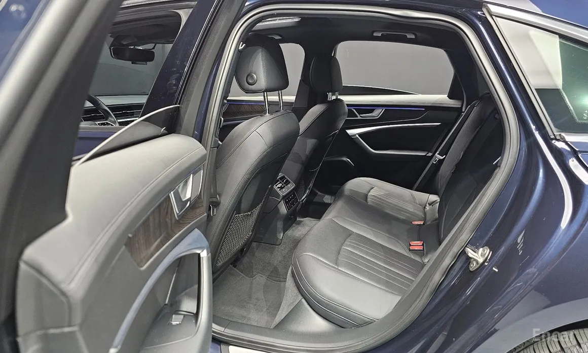 Фото 12 - Audi A6