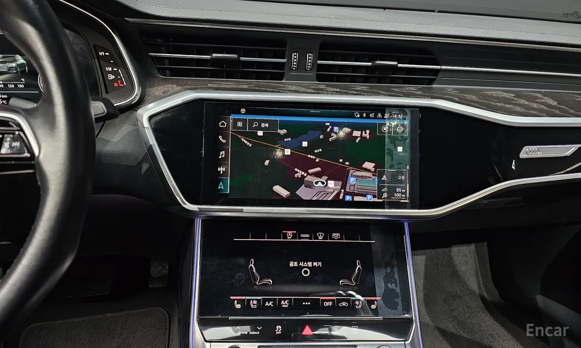 Фото 14 - Audi A6