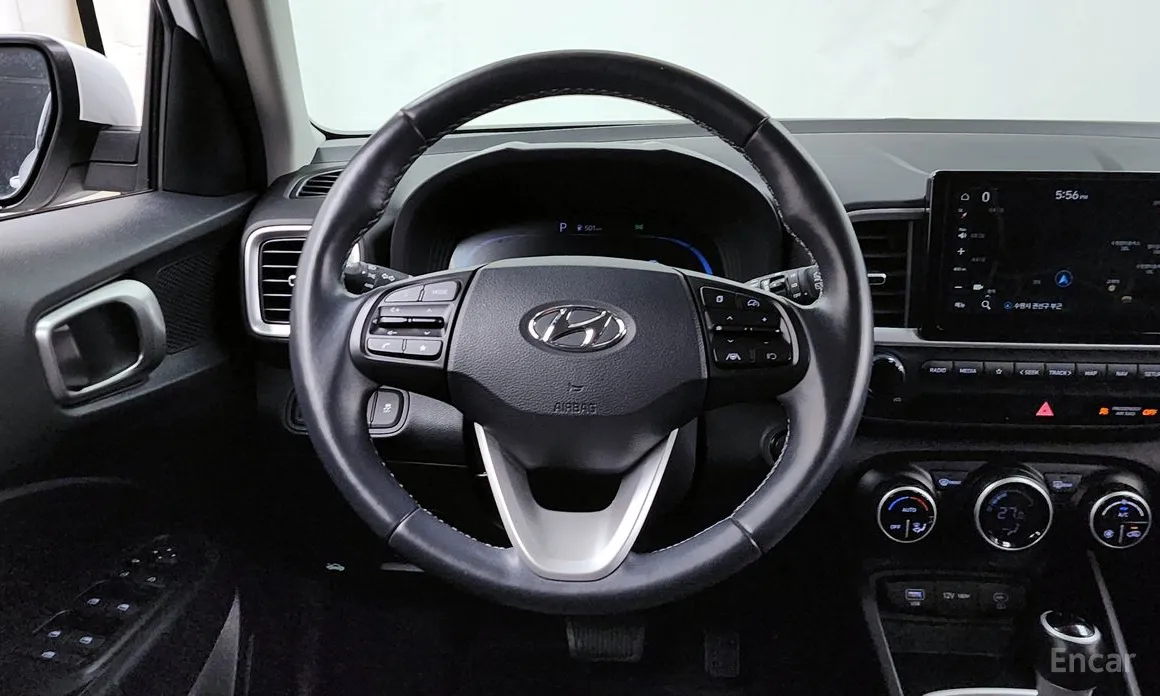 Фото 13 - Hyundai Venue