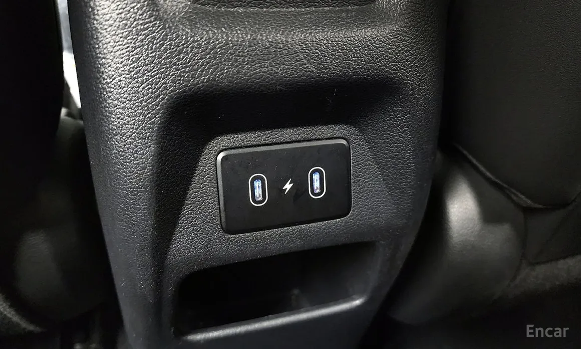 Фото 19 - Hyundai Venue