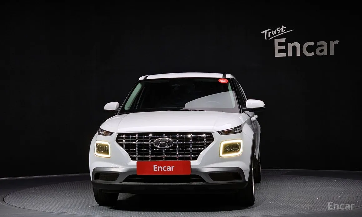 Фото 3 - Hyundai Venue