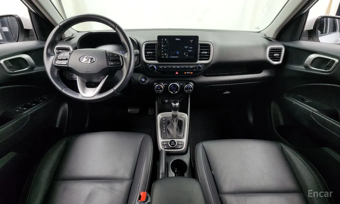 Фото 7 - Hyundai Venue