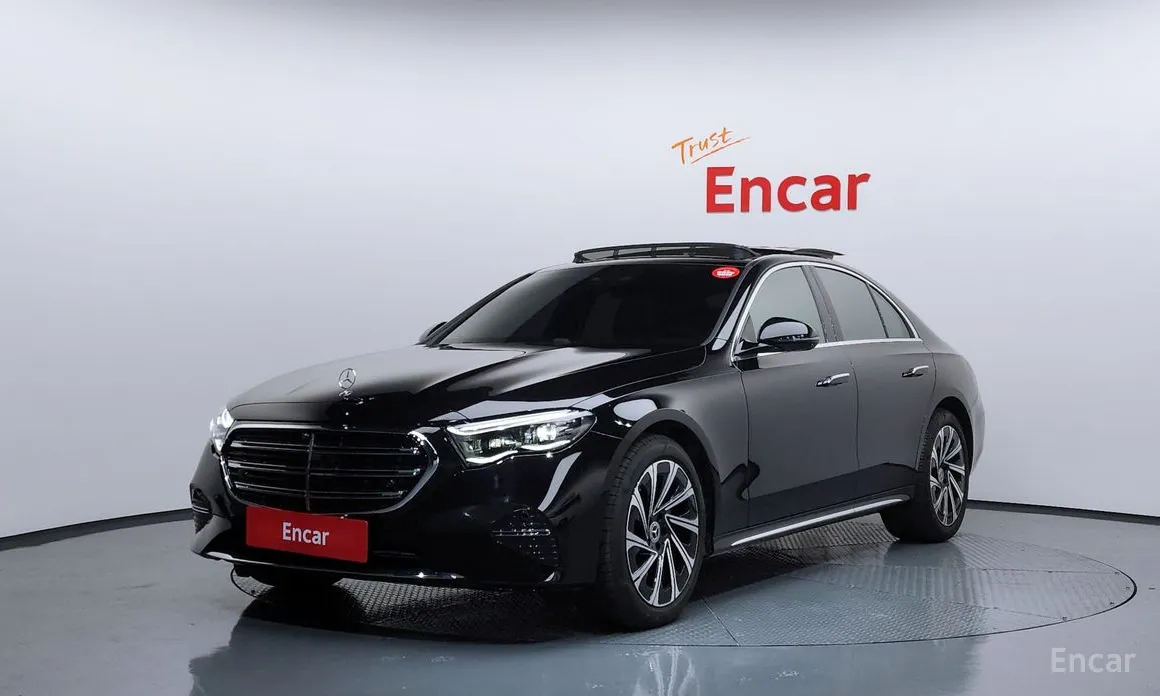 Фото 1 - Mercedes-Benz E-Class