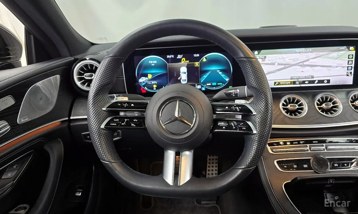 Фото 13 - Mercedes-Benz CLS-Class