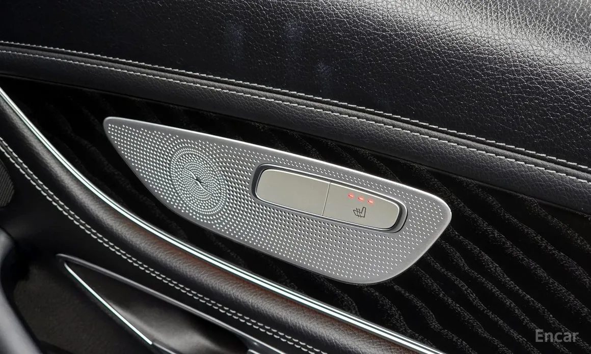 Фото 19 - Mercedes-Benz CLS-Class