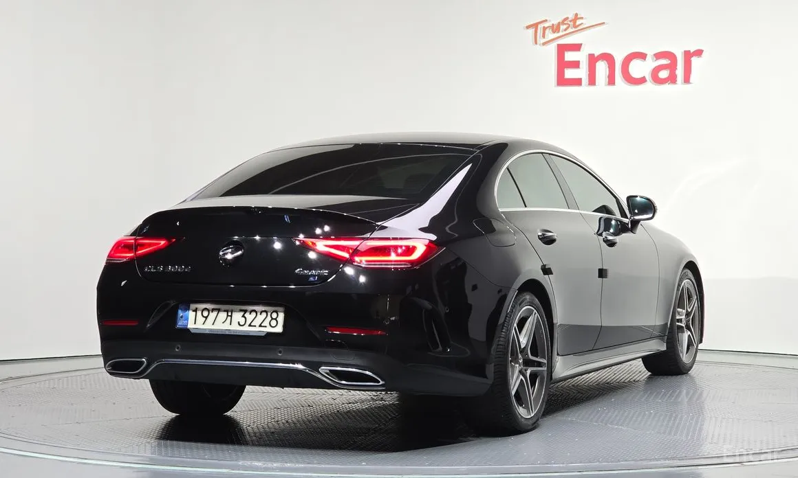 Фото 2 - Mercedes-Benz CLS-Class