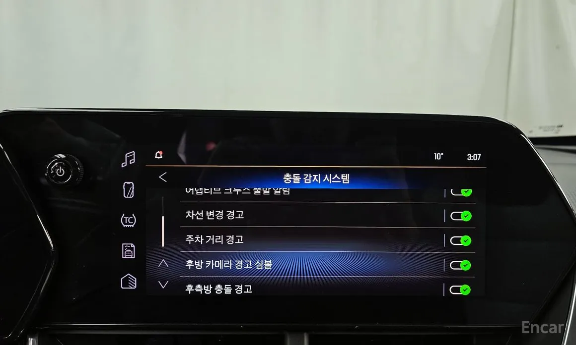 Фото 16 - Chevrolet Trax