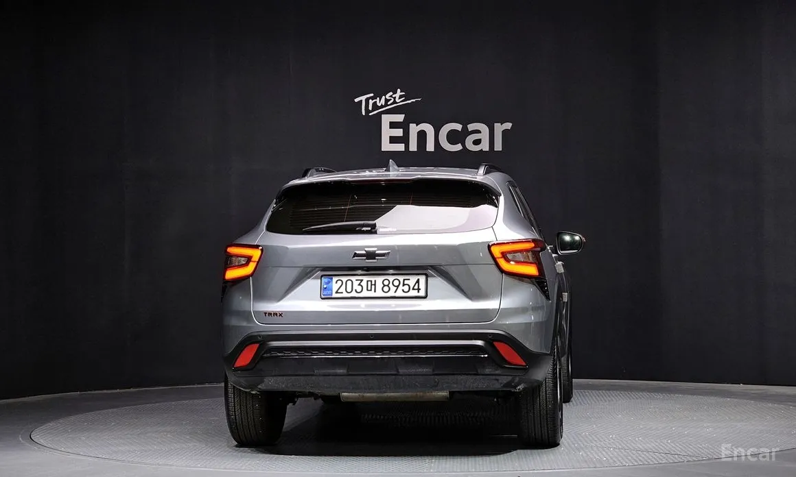 Фото 4 - Chevrolet Trax