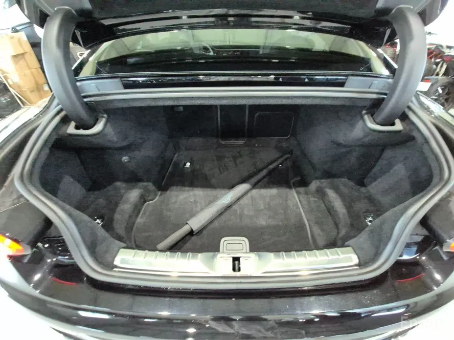 Фото 18 - Bentley Continental GT