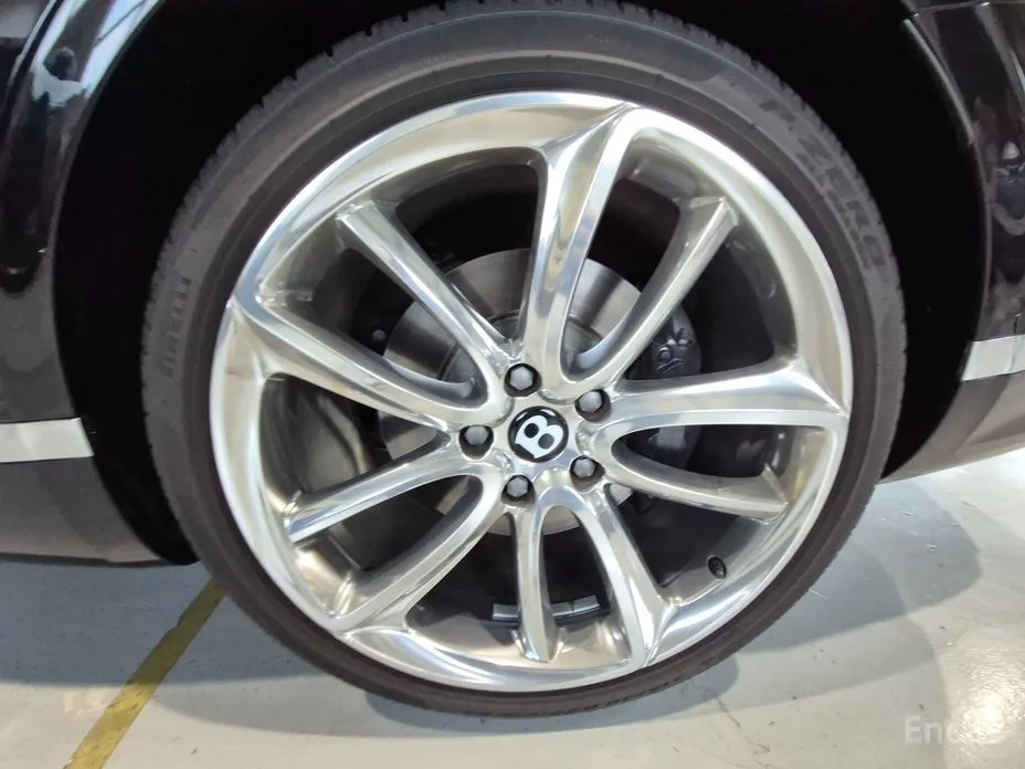 Фото 19 - Bentley Continental GT