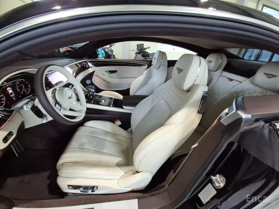 Фото 6 - Bentley Continental GT