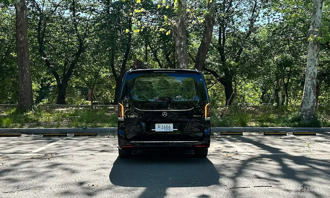 Фото 4 - Mercedes-Benz V-Class