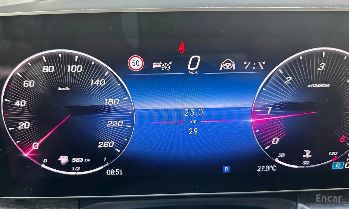 Фото 8 - Mercedes-Benz V-Class